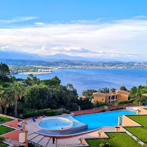 Appartement Vue Et Sur La Baie De Cannes Randonnées Pédestres Et Vtt, Théoule-sur-Mer